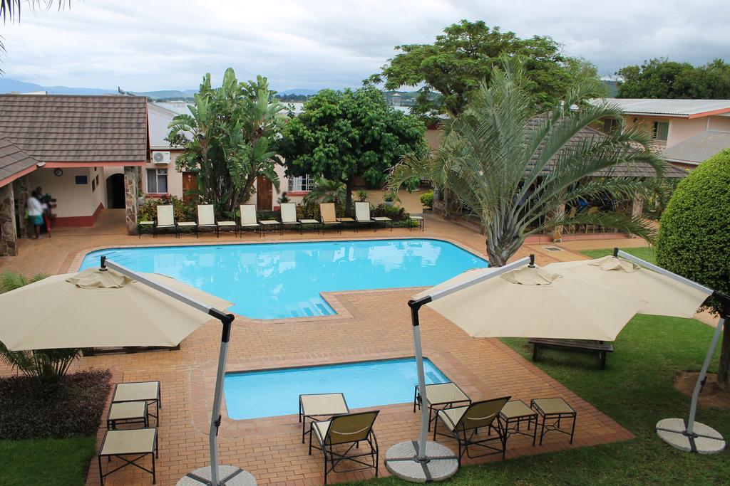 The George Hotel Manzini Exterior foto