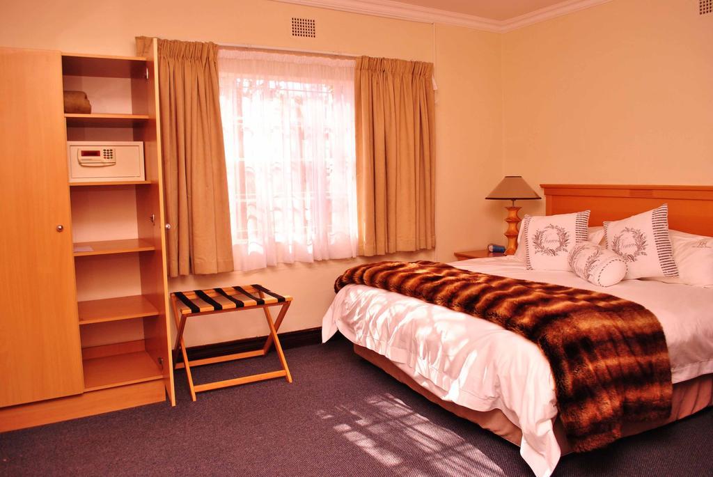The George Hotel Manzini Quarto foto